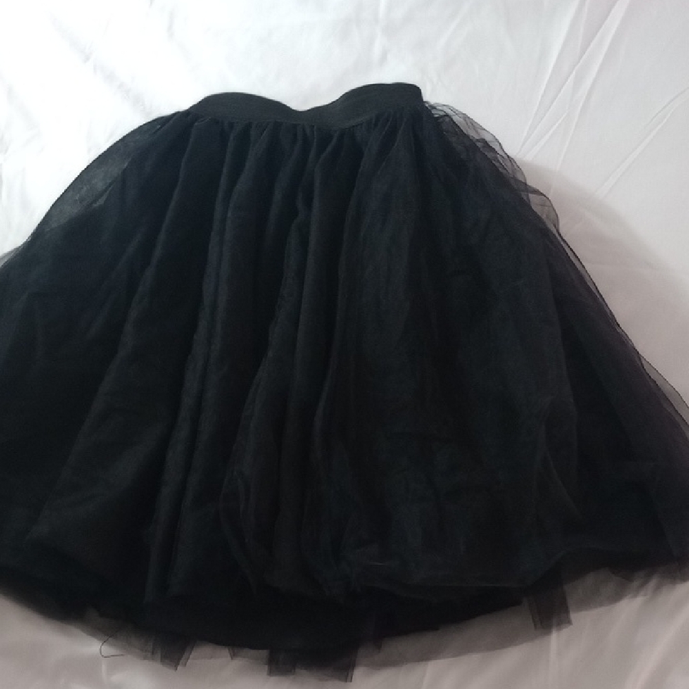 Elegant Black Tulle Skirt